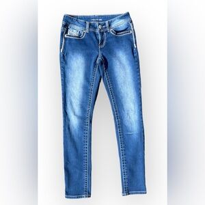 Jeans by Maurices -Women’s Mid Rise Jegging- Med/Dark Wash- Size: Small/Regular